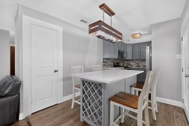 2539 Hearthstone Drive, Farmers Branch, TX 75234