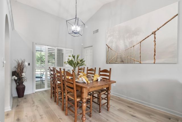 691 Foresteria Avenue, Wellington, FL 33414