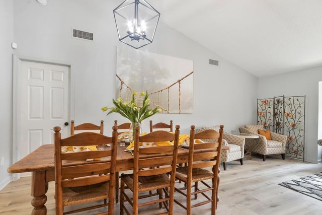 691 Foresteria Avenue, Wellington, FL 33414