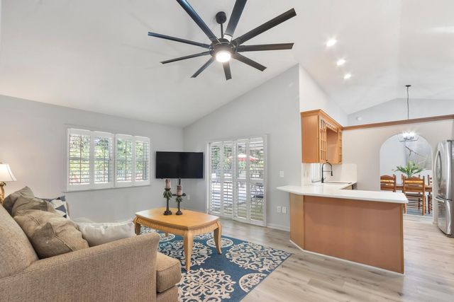 691 Foresteria Avenue, Wellington, FL 33414