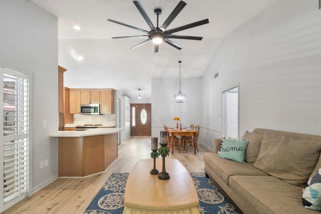 691 Foresteria Avenue, Wellington, FL 33414