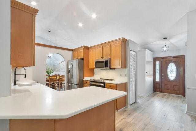 691 Foresteria Avenue, Wellington, FL 33414