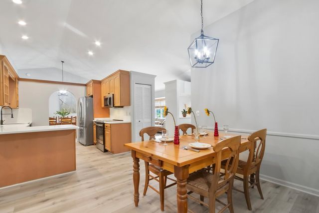 691 Foresteria Avenue, Wellington, FL 33414