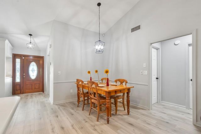 691 Foresteria Avenue, Wellington, FL 33414