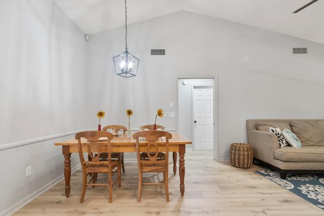 691 Foresteria Avenue, Wellington, FL 33414