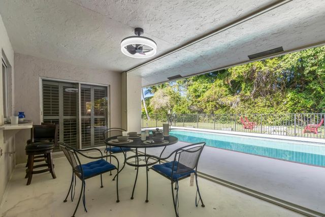 691 Foresteria Avenue, Wellington, FL 33414