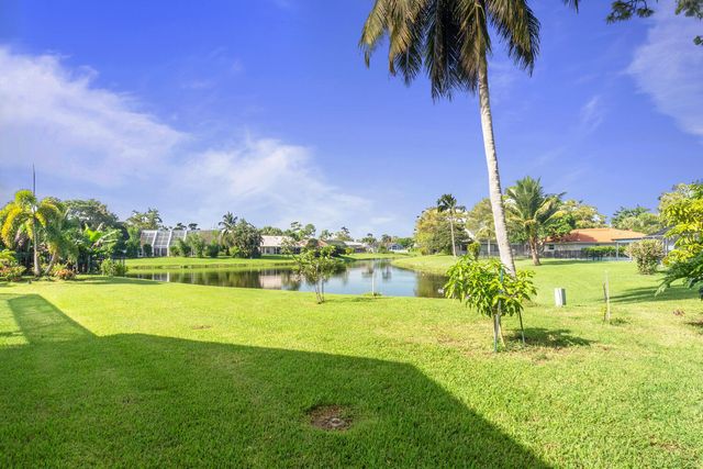 691 Foresteria Avenue, Wellington, FL 33414