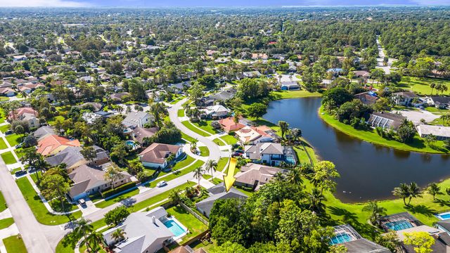 691 Foresteria Avenue, Wellington, FL 33414