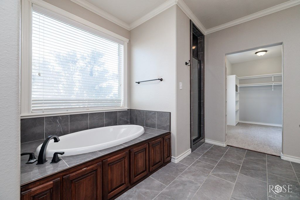 Image 20 of property listing at 705 W Ratliff Road, San Angelo, TX 76904