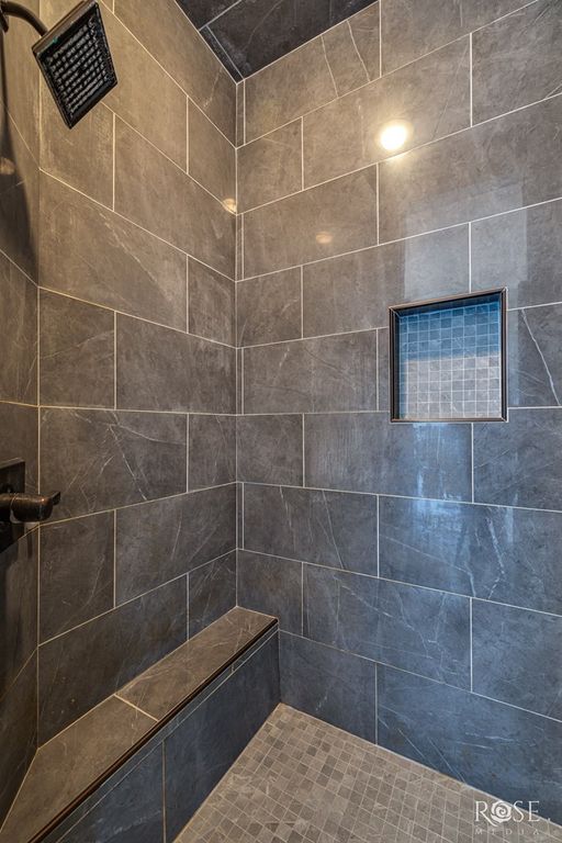 Image 22 of property listing at 705 W Ratliff Road, San Angelo, TX 76904