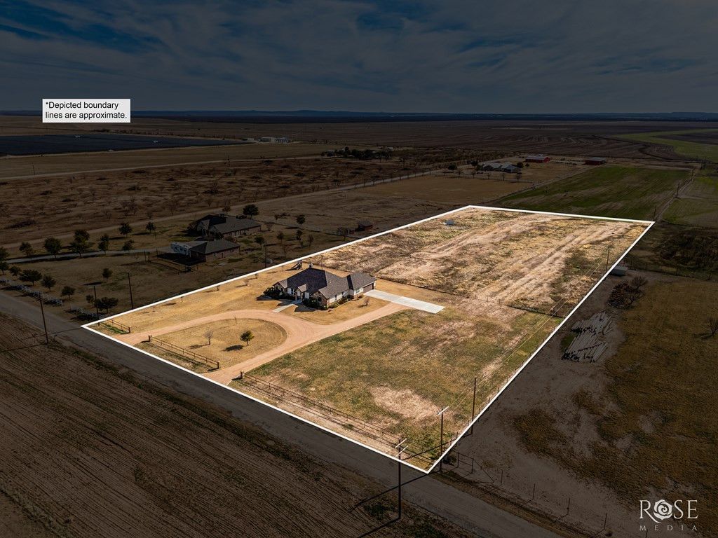 Image 41 of property listing at 705 W Ratliff Road, San Angelo, TX 76904