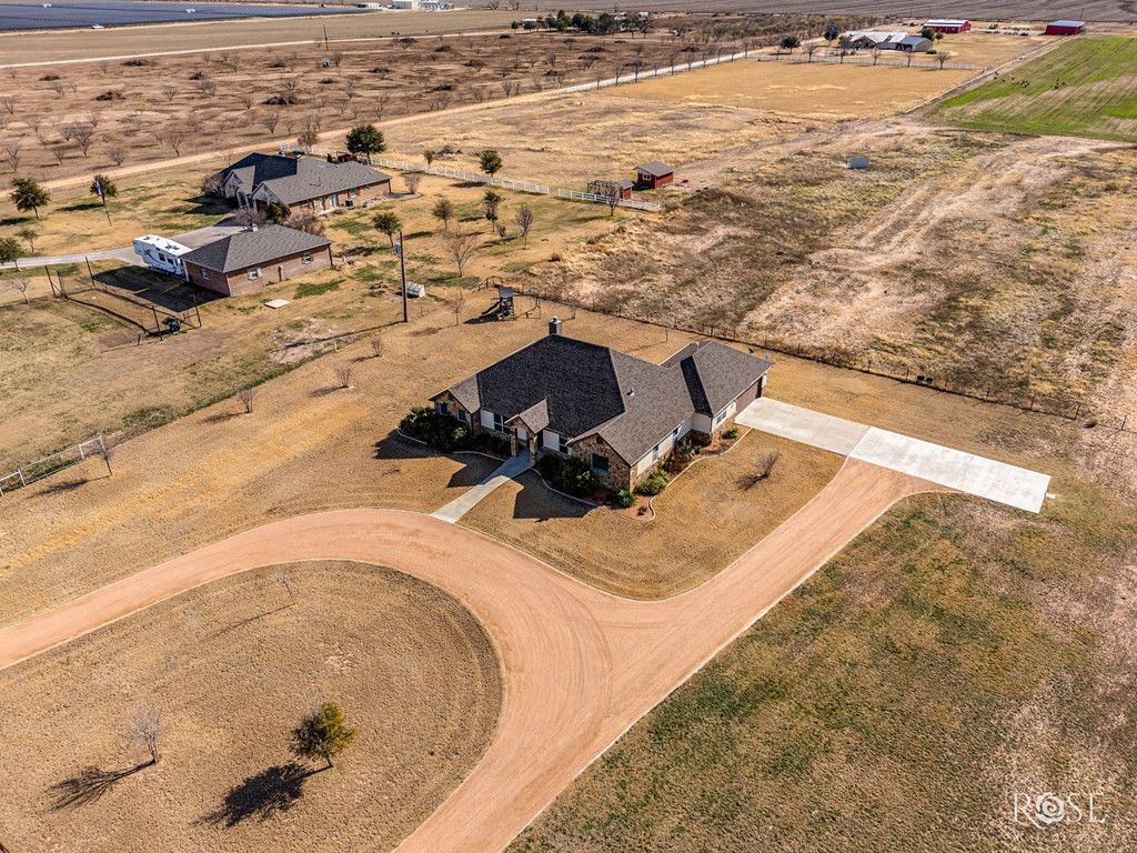 Image 46 of property listing at 705 W Ratliff Road, San Angelo, TX 76904