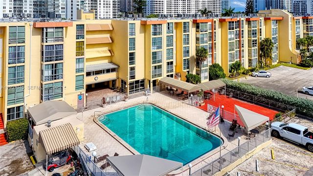 210 172nd St 533, Sunny Isles Beach, FL 33160