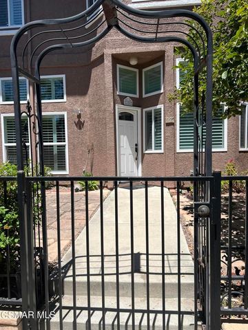 255 Skyline Drive, Thousand Oaks, CA 91362