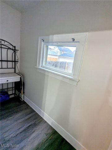 10604 Saint Mark Avenue, Cleveland, OH 44111