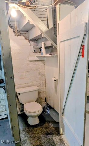 10604 Saint Mark Avenue, Cleveland, OH 44111