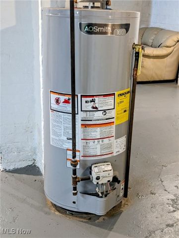 10604 Saint Mark Avenue, Cleveland, OH 44111