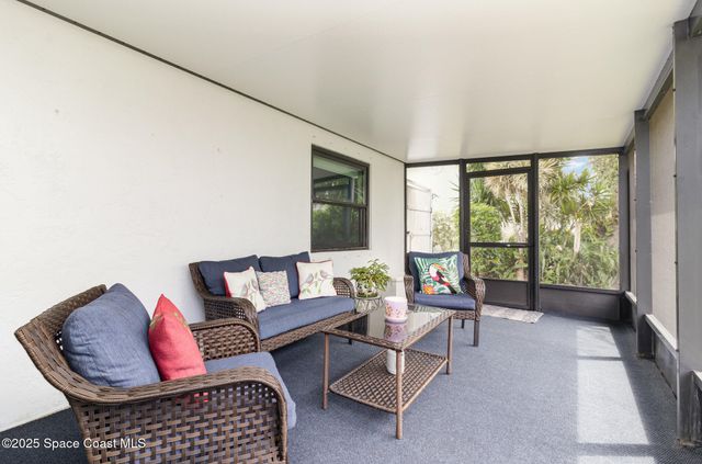 127 Harmony Place 9-E, Melbourne Beach, FL 32951