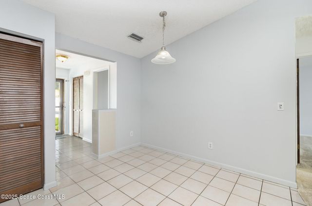 127 Harmony Place 9-E, Melbourne Beach, FL 32951