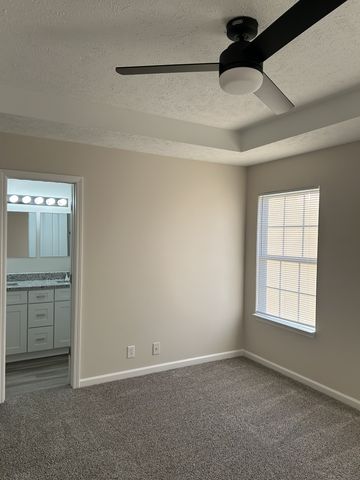1648 Saint Andrews Dr, Murfreesboro, TN 37128