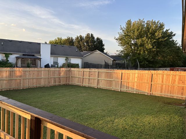 1648 Saint Andrews Dr, Murfreesboro, TN 37128
