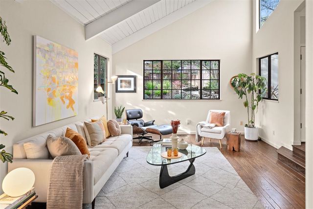 2355 Pelham Pl, Oakland, CA 94611