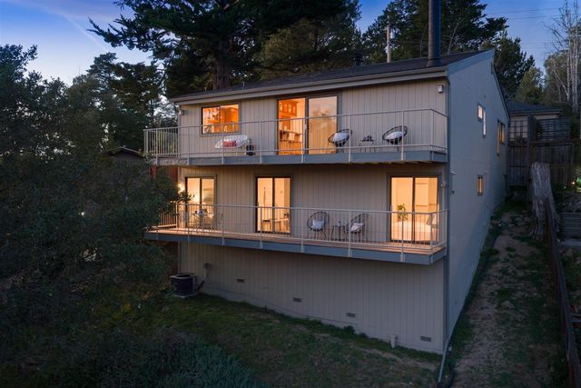 2355 Pelham Pl, Oakland, CA 94611