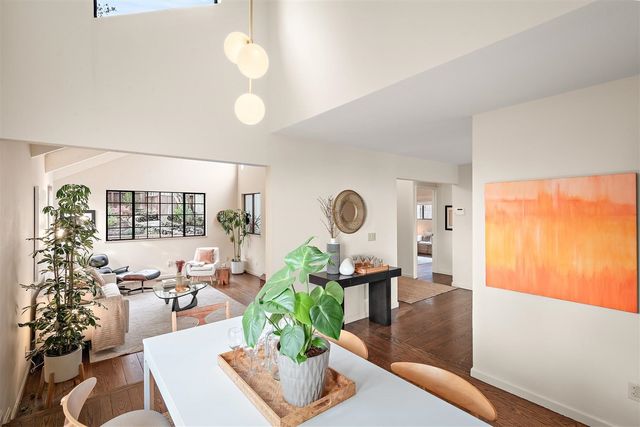 2355 Pelham Pl, Oakland, CA 94611