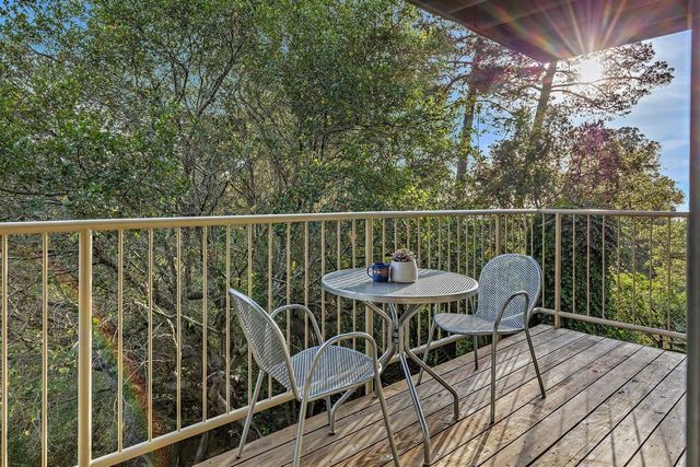 2355 Pelham Pl, Oakland, CA 94611