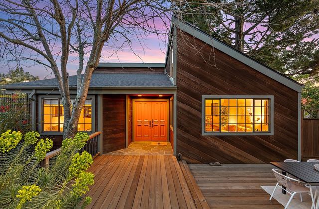 2355 Pelham Pl, Oakland, CA 94611