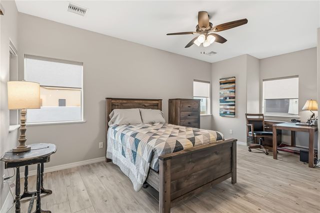 2194 E Via Lucio, Fort Mohave, AZ 86426