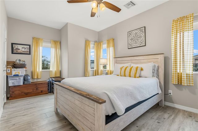 2194 E Via Lucio, Fort Mohave, AZ 86426