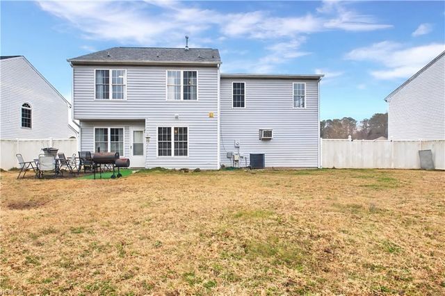 12 Gallaer CT, Hampton, VA 23666