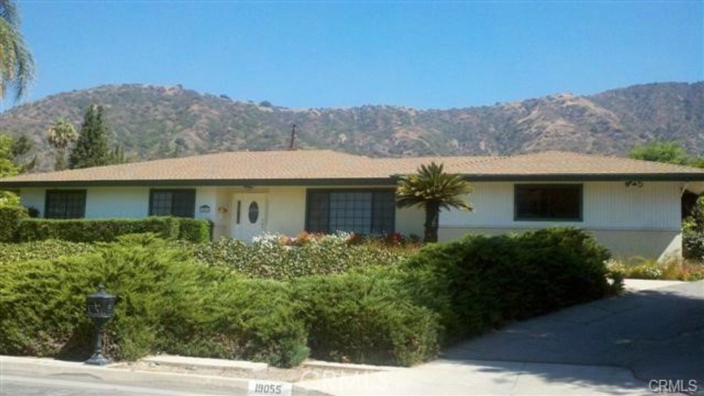 19055 E La Fetra Drive, Glendora, CA 91741