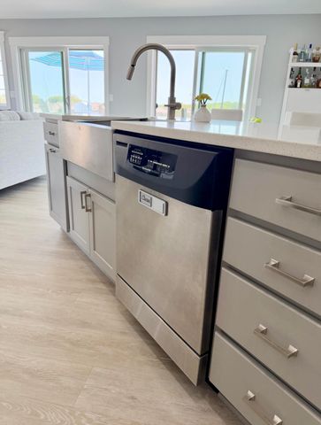 3633 Marina View Point, Muskegon, MI 49441