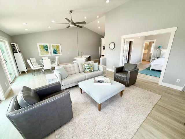 3633 Marina View Point, Muskegon, MI 49441