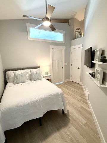 3633 Marina View Point, Muskegon, MI 49441