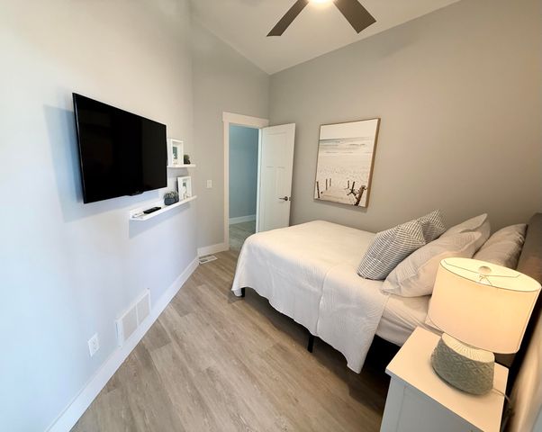 3633 Marina View Point, Muskegon, MI 49441