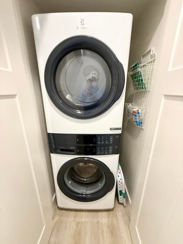 3633 Marina View Point, Muskegon, MI 49441