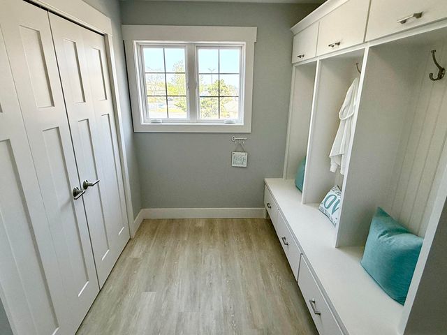 3633 Marina View Point, Muskegon, MI 49441