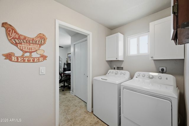 2566 E VILLA RITA Drive, Phoenix, AZ 85032
