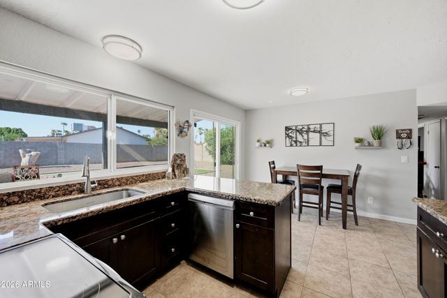 2566 E VILLA RITA Drive, Phoenix, AZ 85032