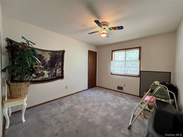 27 Gina Lane, Smallwood, NY 12778