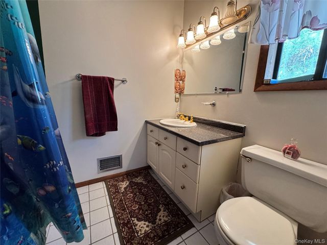 27 Gina Lane, Smallwood, NY 12778