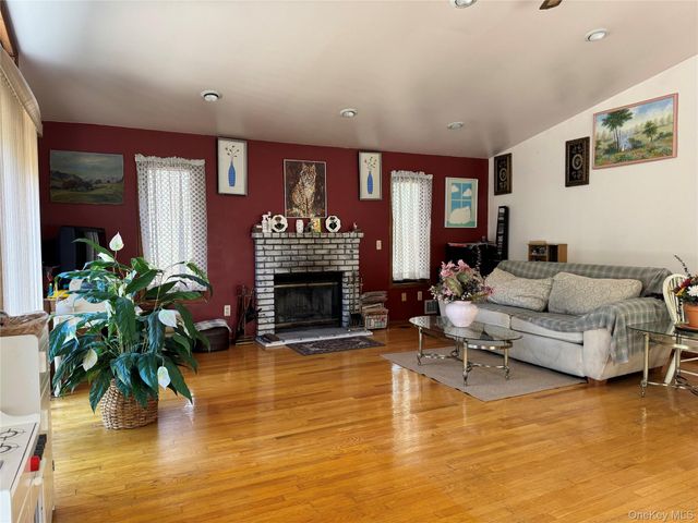 27 Gina Lane, Smallwood, NY 12778