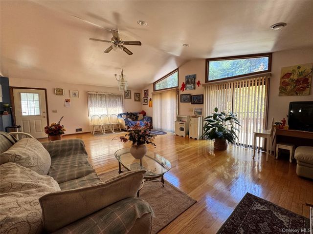 27 Gina Lane, Smallwood, NY 12778