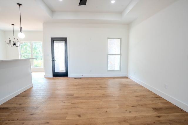 200 Bear Dr, Loretto, TN 38469