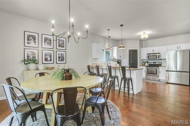 3405 Crescent Court, Wood River, IL 62095