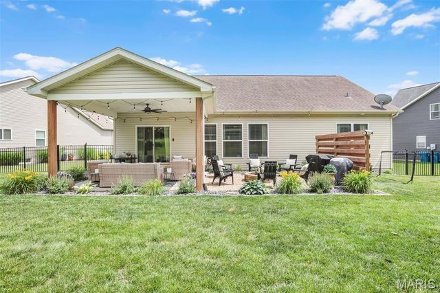 3405 Crescent Court, Wood River, IL 62095