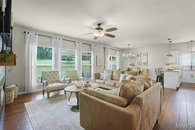 3405 Crescent Court, Wood River, IL 62095